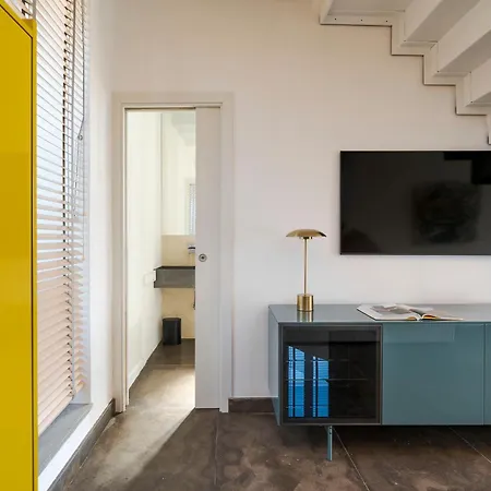 别墅 Torre Dei 7 Frati 切法卢